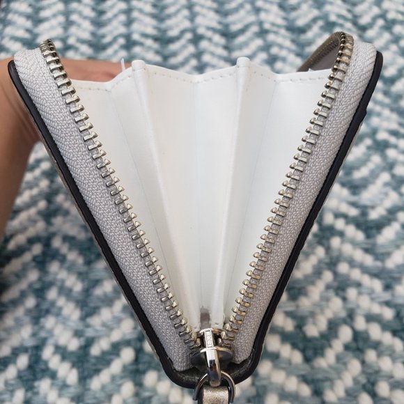 SOLD 🤑 KATE SPADE Neda Larchmont Leather Wallet NEW! - Picture 8 of 12